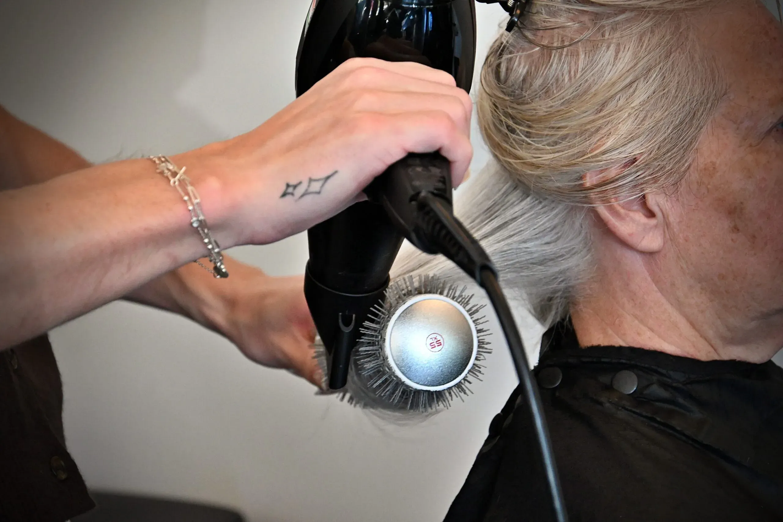 Salon portfolio photograph published by RED Salon